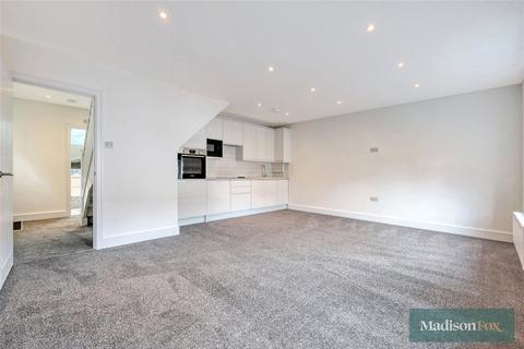 2 bedroom apartment to rent, Queens Road, Essex IG9