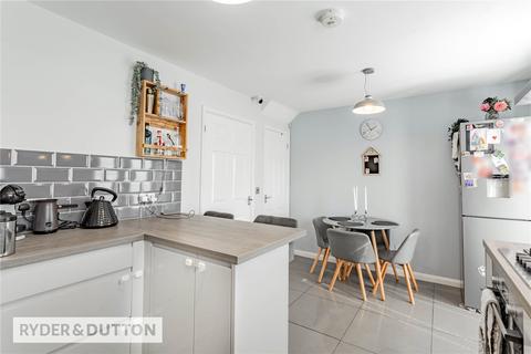 206 Limeside Road, Oldham, OL8 3LE