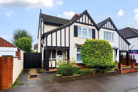 3 bedroom semi-detached house for sale, Beresford Road, Bedford