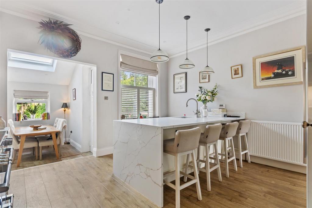 Bespoke open plan kitchen