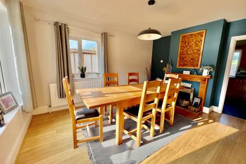 Garn Villa Penygarn, Bow Street, SY24 5BQ