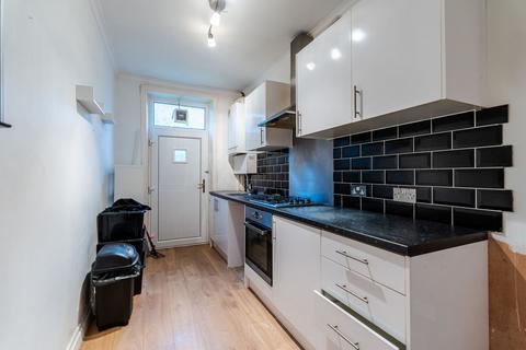 2 bedroom terraced house for sale, Baker Street, Huddersfield, HD3