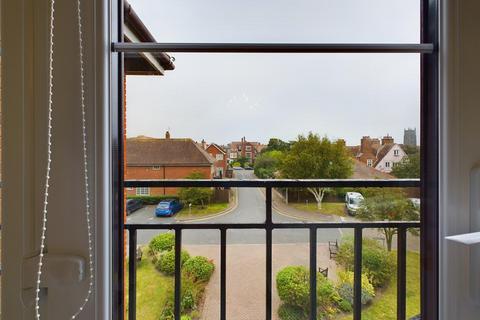 1 bedroom apartment for sale, Ashdown Court, Cromer