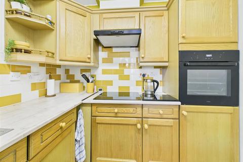 1 bedroom apartment for sale, Ashdown Court, Cromer, NR27