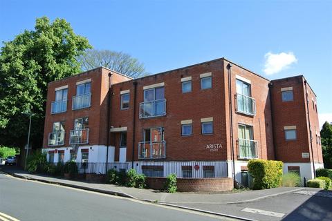 1 bedroom flat for sale, Harvest Road, Egham TW20