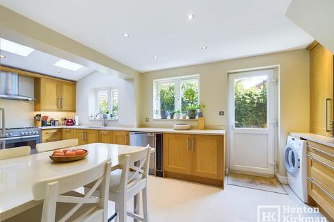 undefined, Rosebay Avenue, Billericay