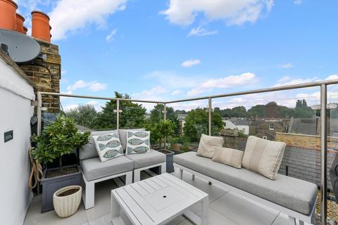 1 bedroom flat for sale, Dornton Road, London, SW12