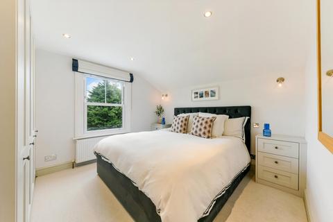 1 bedroom flat for sale, Dornton Road, London, SW12