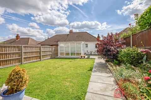 2 bedroom semi-detached bungalow for sale, Flamboro Close, Leigh On Sea