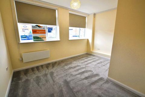 2 bedroom apartment to rent, Luton, Bedfordshire