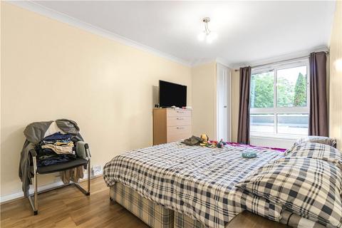 3 bedroom apartment for sale, Warwick Drive, London, SW15