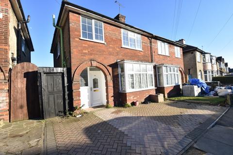 3 bedroom semi-detached house for sale, Richmond Hill, Luton