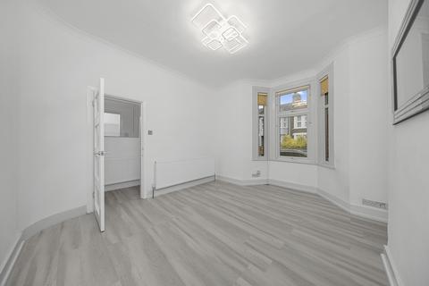 24 Geere Road, London, E15 3PN