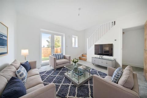 3 bedroom semi-detached house for sale, Launceston