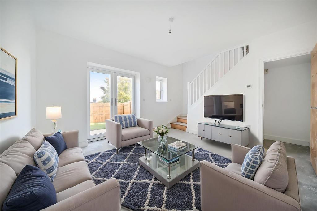 Living Room.jpg
