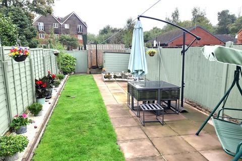 16 Brook End, Fazeley, Tamworth, B78 3RT