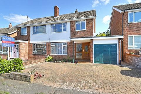 3 bedroom semi-detached house for sale, Longfields, Ongar, CM5