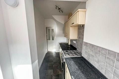 3 bedroom terraced house to rent, Glengariff Street, Liverpool L13