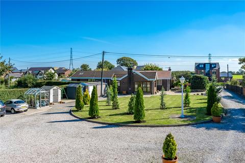 4 bedroom bungalow for sale, Bartle Lane, Preston PR4