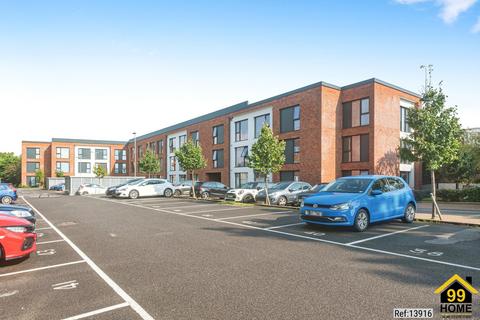 2 bedroom flat for sale, Park Heights, Basingstoke, Hampshire, RG22