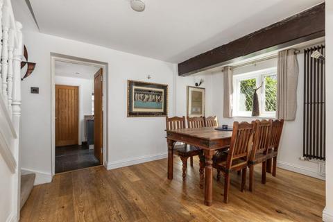 14 Goaters Road, Ascot, SL5 8JA