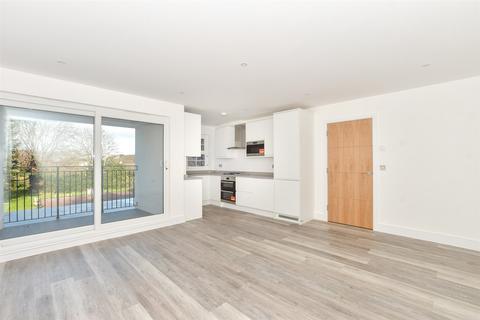 1 bedroom apartment for sale, Queens Park Road, Caterham, Surrey