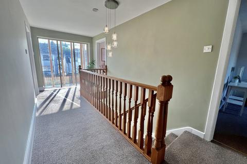 Garn Villa Penygarn, Bow Street, SY24 5BQ