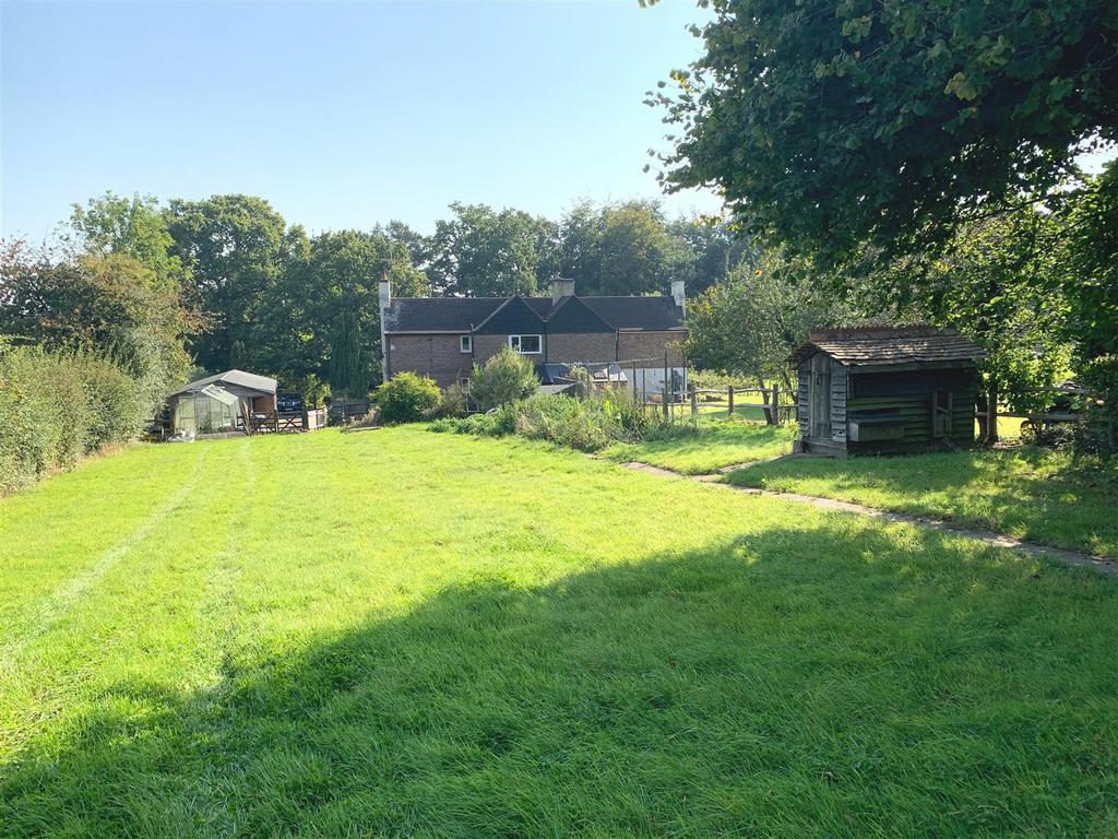 Watlands Garden Down.JPG