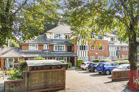 1 bedroom flat for sale, Sheringham Court, Maidenhead, SL6