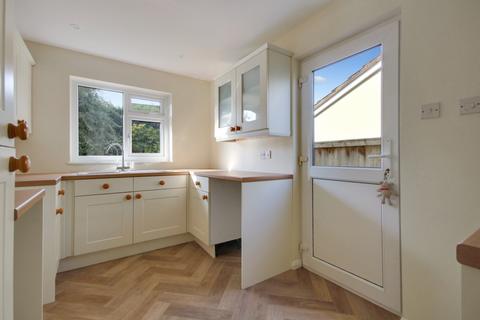 2 bedroom bungalow for sale, St. James Close, Barnstaple EX32