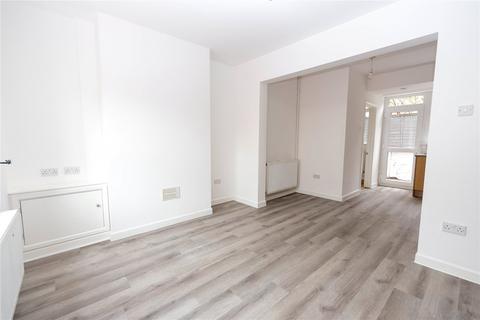 2 bedroom end of terrace house to rent, Kingarth Street, Splott, Cardiff, CF24