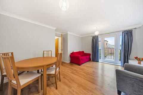 2 bedroom flat for sale, Upper High Street, Epsom KT17