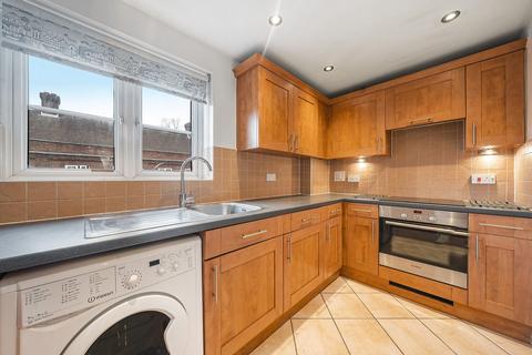 2 bedroom flat for sale, Upper High Street, Epsom KT17