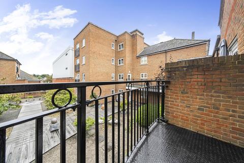 2 bedroom flat for sale, Upper High Street, Epsom KT17