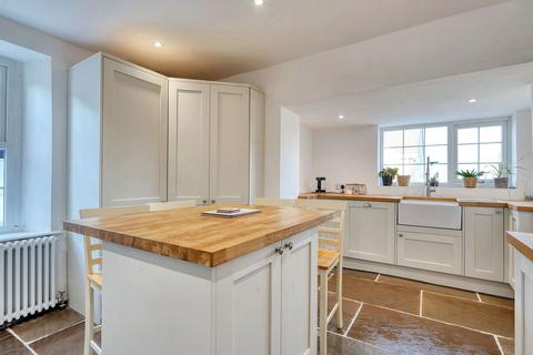 9 Central Road, Dearham, Maryport, CA15 7EP