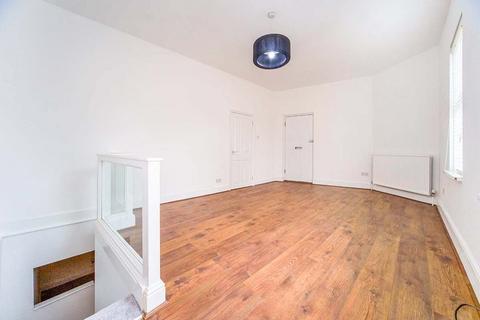 2 bedroom flat to rent, Odessa Road, Forest Gate, London E7