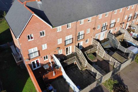 4 bedroom townhouse for sale, Herman De Stern Walk, Felixstowe IP11