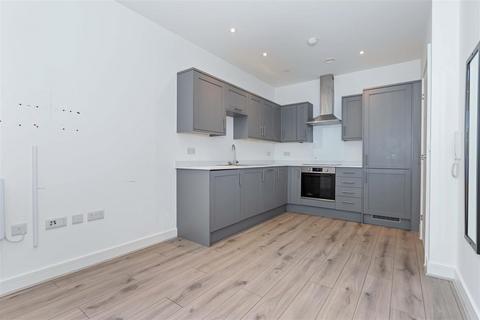 1 bedroom flat for sale, Columbia Drive, Worthing