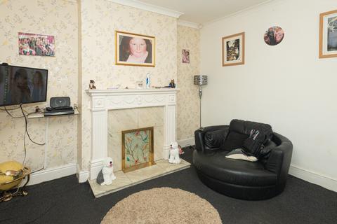 3 bedroom flat for sale, Beaumont Street, Hoyland S74