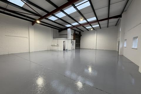 Warehouse to rent, Unit 12 Manor Park, 35 Willis Way, Poole, BH15 3SZ