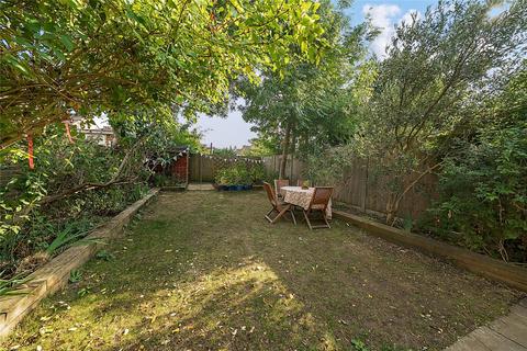 66 Winifred Road, Bedford, MK40 4EW