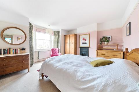 66 Winifred Road, Bedford, MK40 4EW