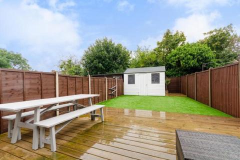 4 bedroom end of terrace house for sale, Phyllis Avenue, New Malden