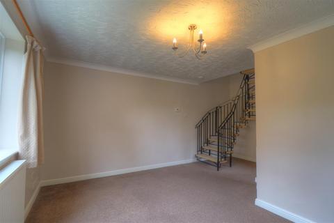 1 bedroom end of terrace house to rent, Elmside, Evesham