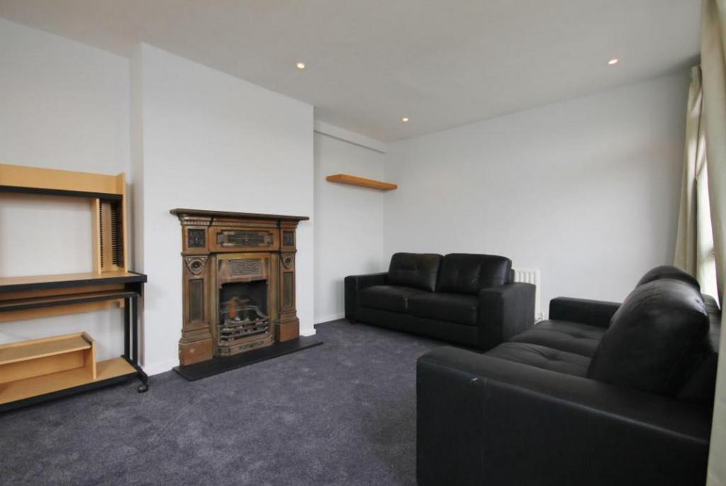 Lettings Brook Green Lainson Street    Reception.j