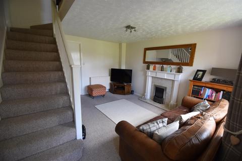 2 bedroom semi-detached house to rent, Grosvenor Crescent, Worcestershire WR9