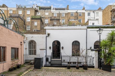 3 bedroom detached house to rent, Craven Hill Mews, London, W2