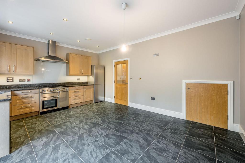 Kitchen Dining Room 2