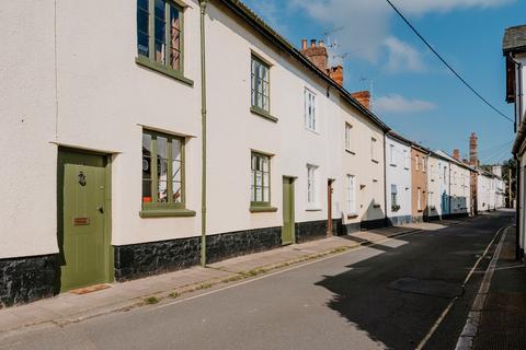 2 bedroom cottage for sale, Dean Street, Crediton, EX17