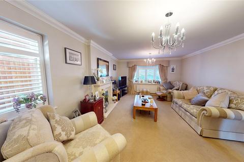 5 Leonard Mews, Stanford-le-hope, SS17 8BF